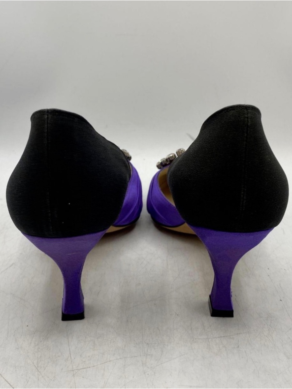 Vintage 1980’s - 1990’s Manolo Blahnik Purple and Black Crystal satin d’orsay - Picture 2 of 8